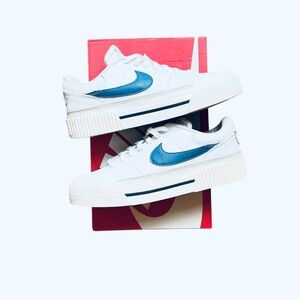 Nike High Court Legacy Lift, like new